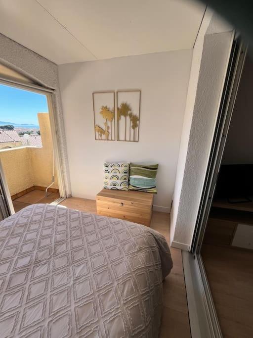 Studio Vue Mer Avec Piscine Et Terrain De Tennis Sausset-les-Pins Extérieur photo