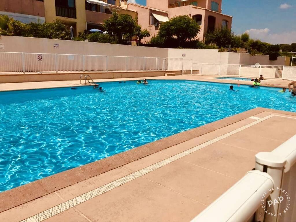 Studio Vue Mer Avec Piscine Et Terrain De Tennis Sausset-les-Pins Extérieur photo
